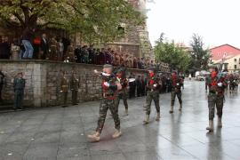 El acto finalizó con un desfile  