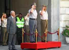 Los dos jefes de los Ejércitos y el embajador chileno