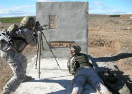 Estación de tiro a través de troneras