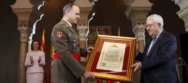 El director de la Academia en la ceremonia