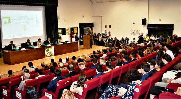 Alocución del general durante el acto Alocución del general durante el acto