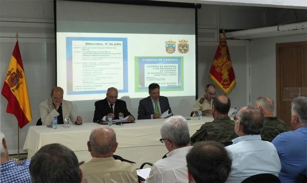 Participantes en la mesa redonda