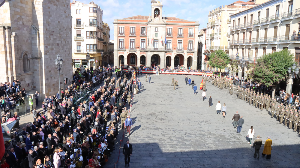 Jura de Bandera para personal civil en Zamora