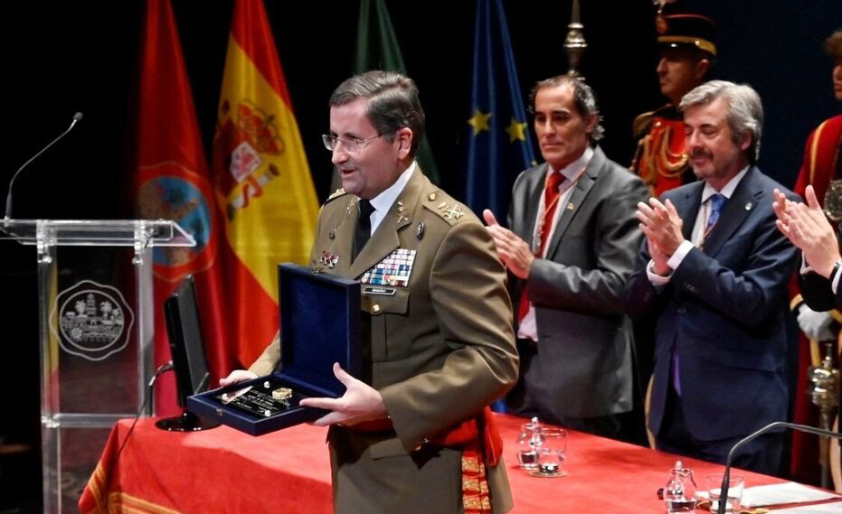 El JEME recogió el galardón en Córdoba
