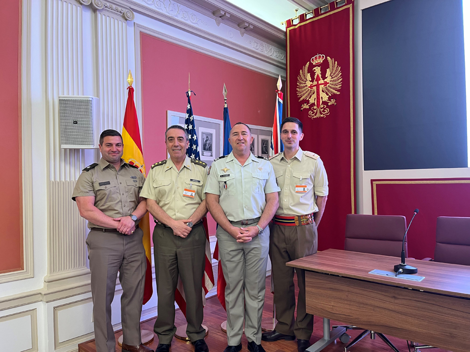 Foto de grupo en el EME
