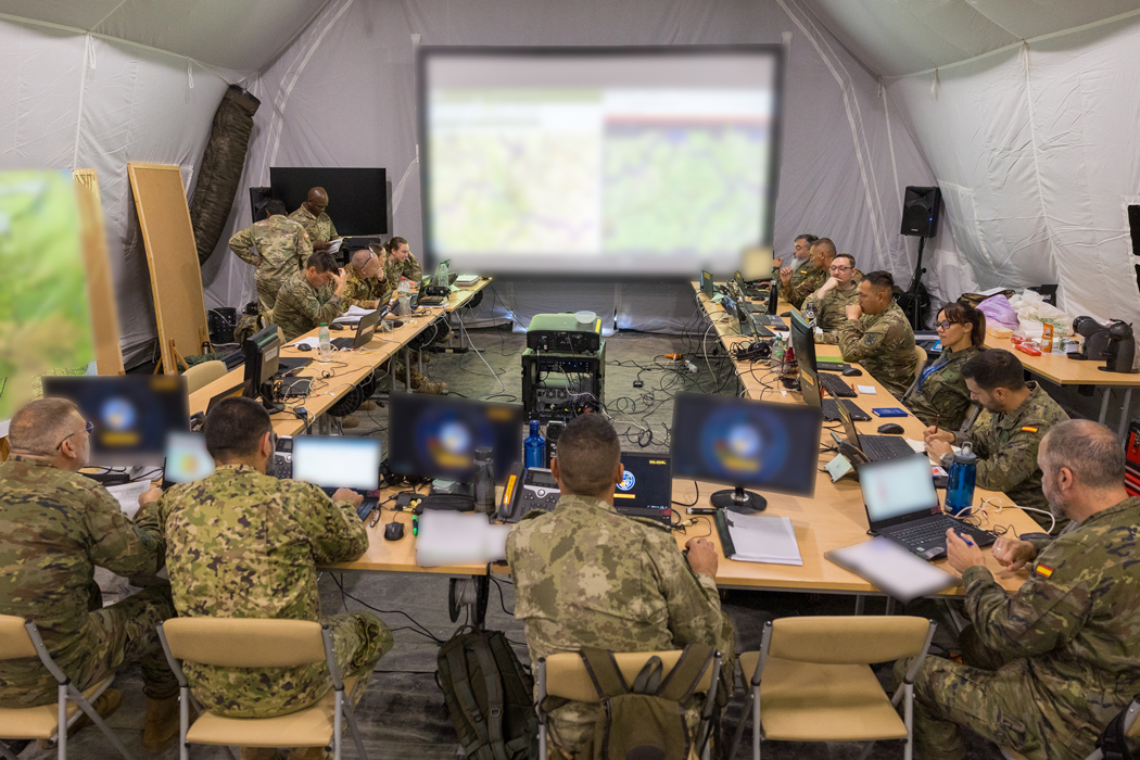 El Cuartel General de Despliegue Rápido de la OTAN despliega un puesto de mando en Bétera (Valencia)