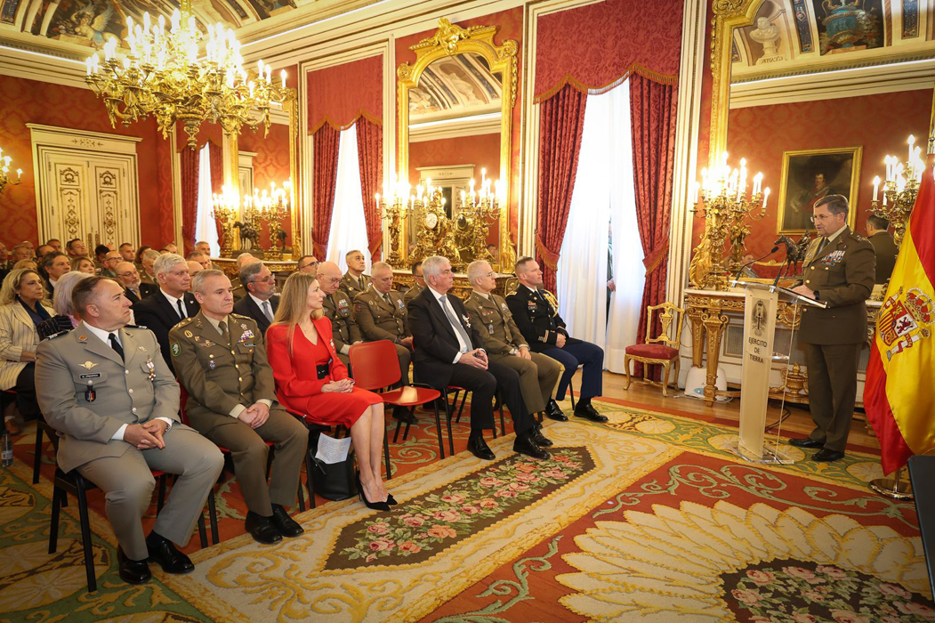 Palabras del JEME a los condecorados