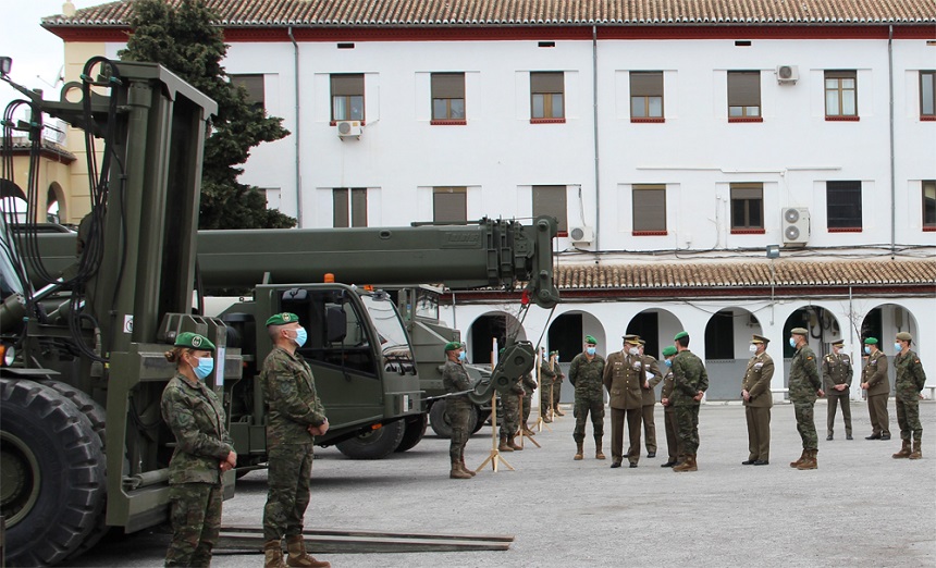 El JEME visita a las unidades ubicadas en el acuartelamiento “Cervantes” en Granada