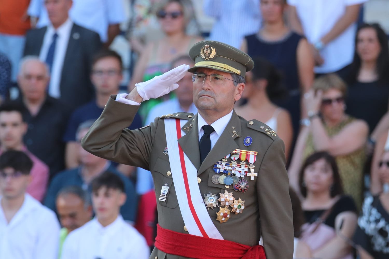 El JEME preside la parada militar por la celebración de Santiago Apostol, patrón del Arma de Caballería