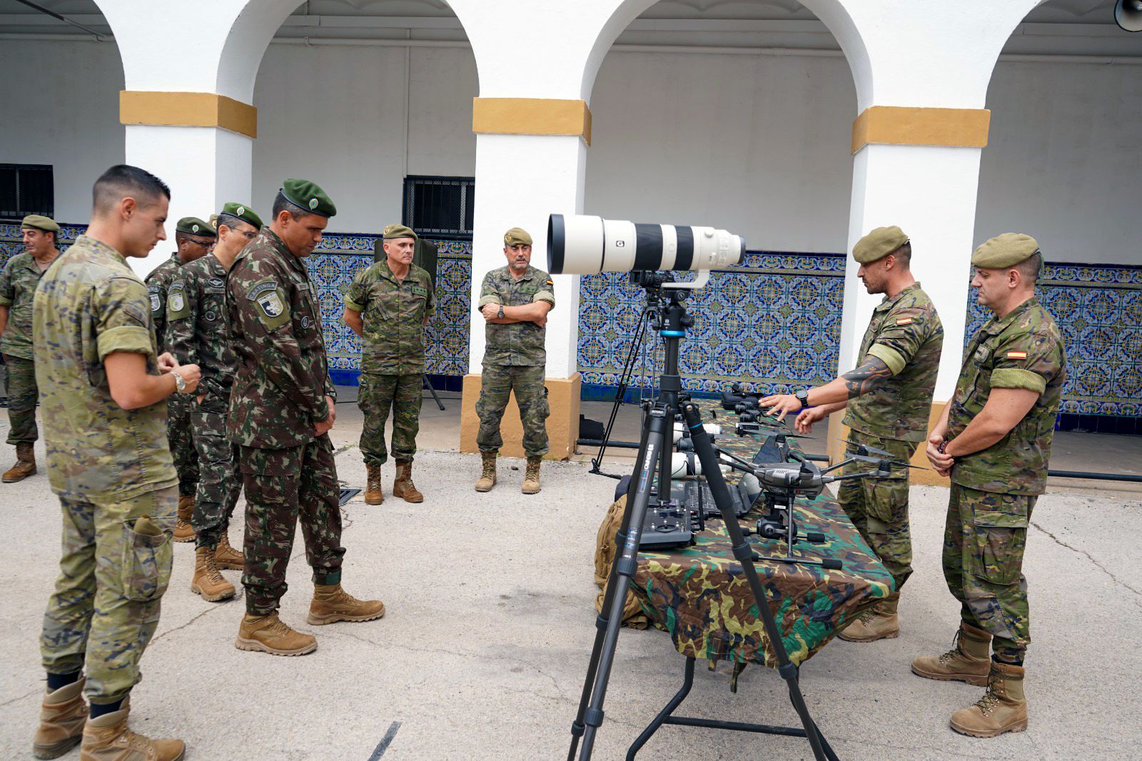 Una delegación del Centro de Comunicación Social del Estado Maior do Exército Brasileño ha realizado una visita oficial a España