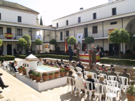 Acto en el Solar del antiguo Colegio-Convento de San Laureano.