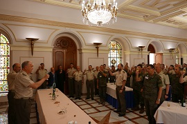 Brindis en Capitanía General (Foto OCP Madoc)