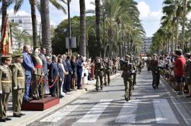 Desfile por el Passeig de Ses Fonts de Sant Antoni