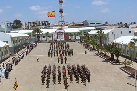 Desfile de las unidades del RI 