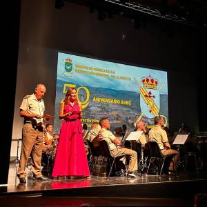 Presentación del concierto de la unidad de música militar de la inspección general del ejército en el auditorio 'La Lira'