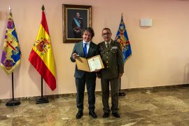 Entrega del reconocimiento como embajador de Marca Ejército