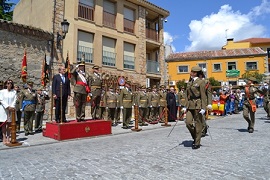 Acto de Jura de Bandera de personal civil en El Escorial.