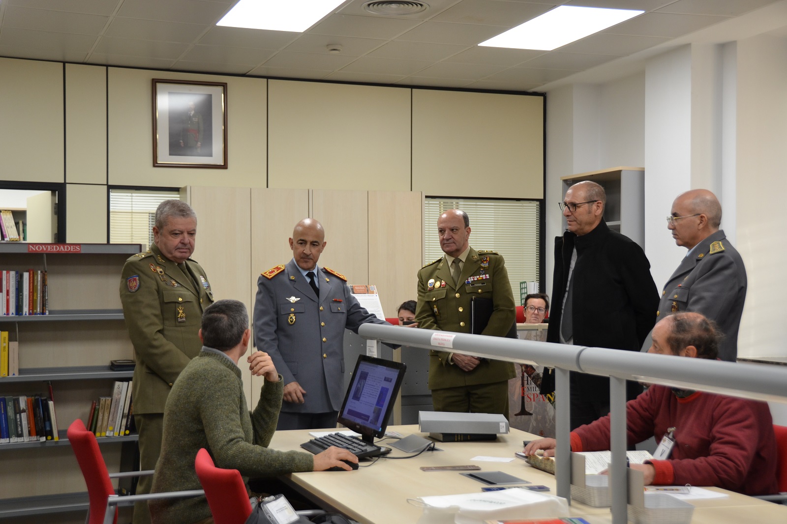 Visita a la Biblioteca Central Militar