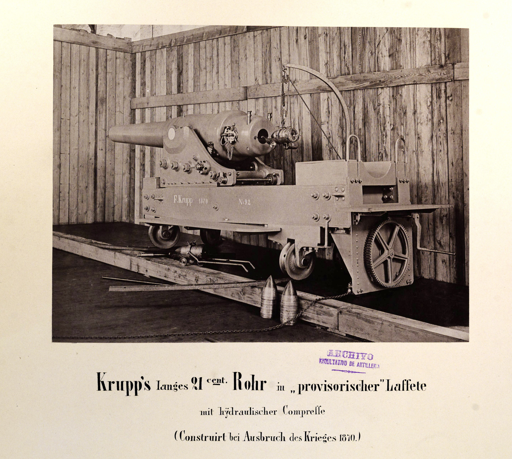 Cañón sobre vagón, establecimiento Fried Krupp, Ca. 1900