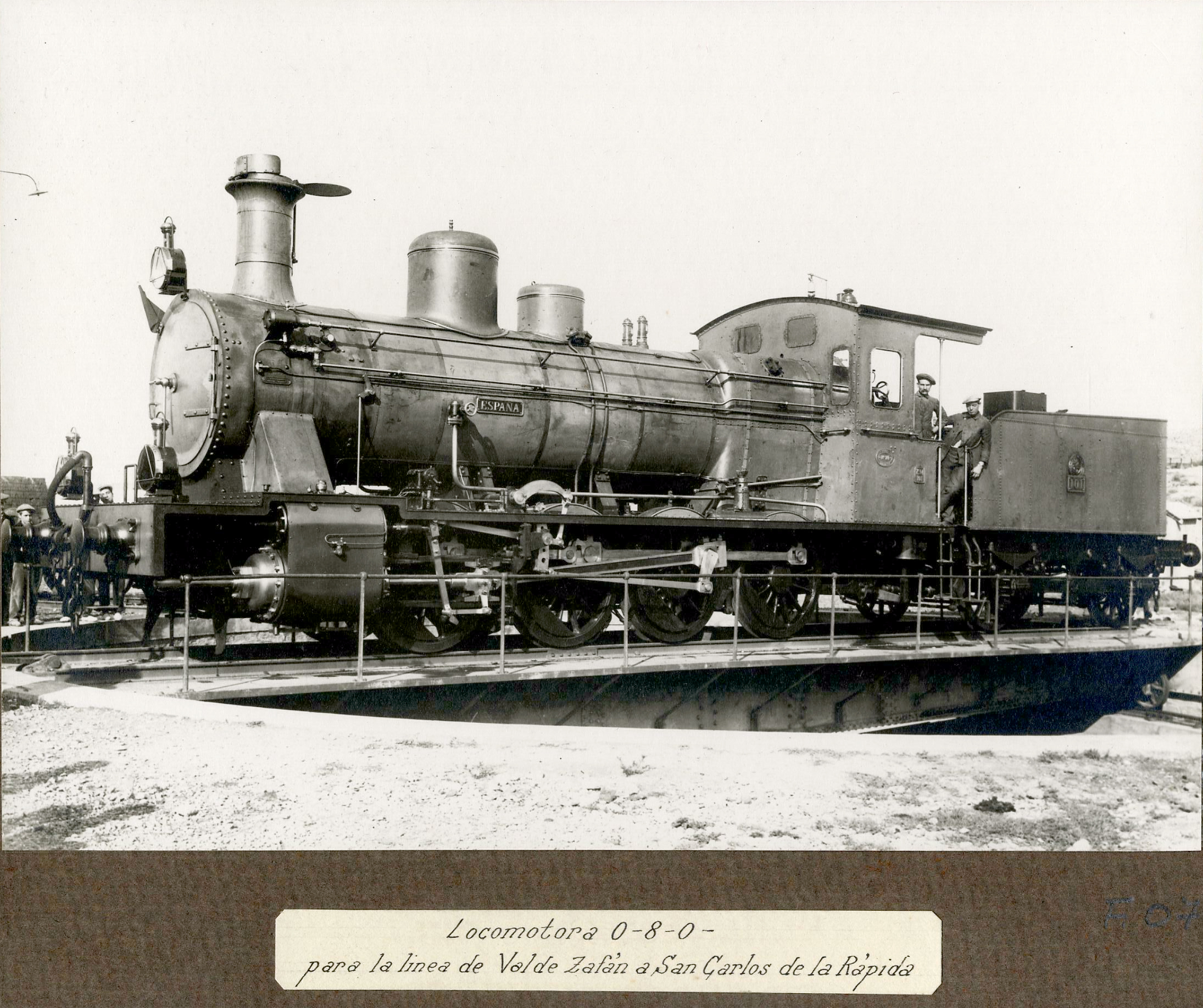 Locomotora 0-8-0 para la línea de Val de Zafán a San Carlos de la Rápita. 1900