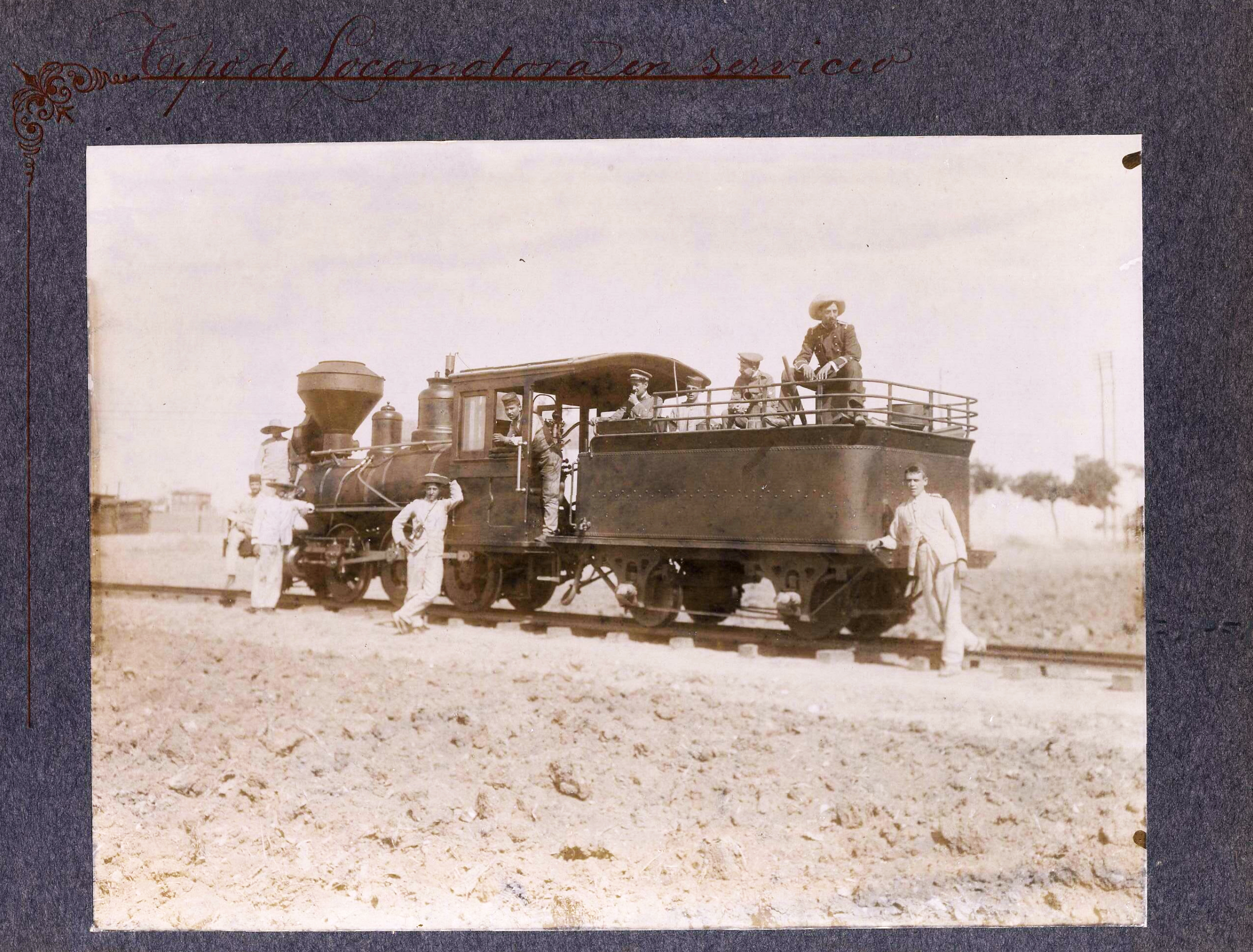 Locomotora en servicio, batallón de ferrocarriles, escuela práctica, Carabanchel, Madrid. 1907