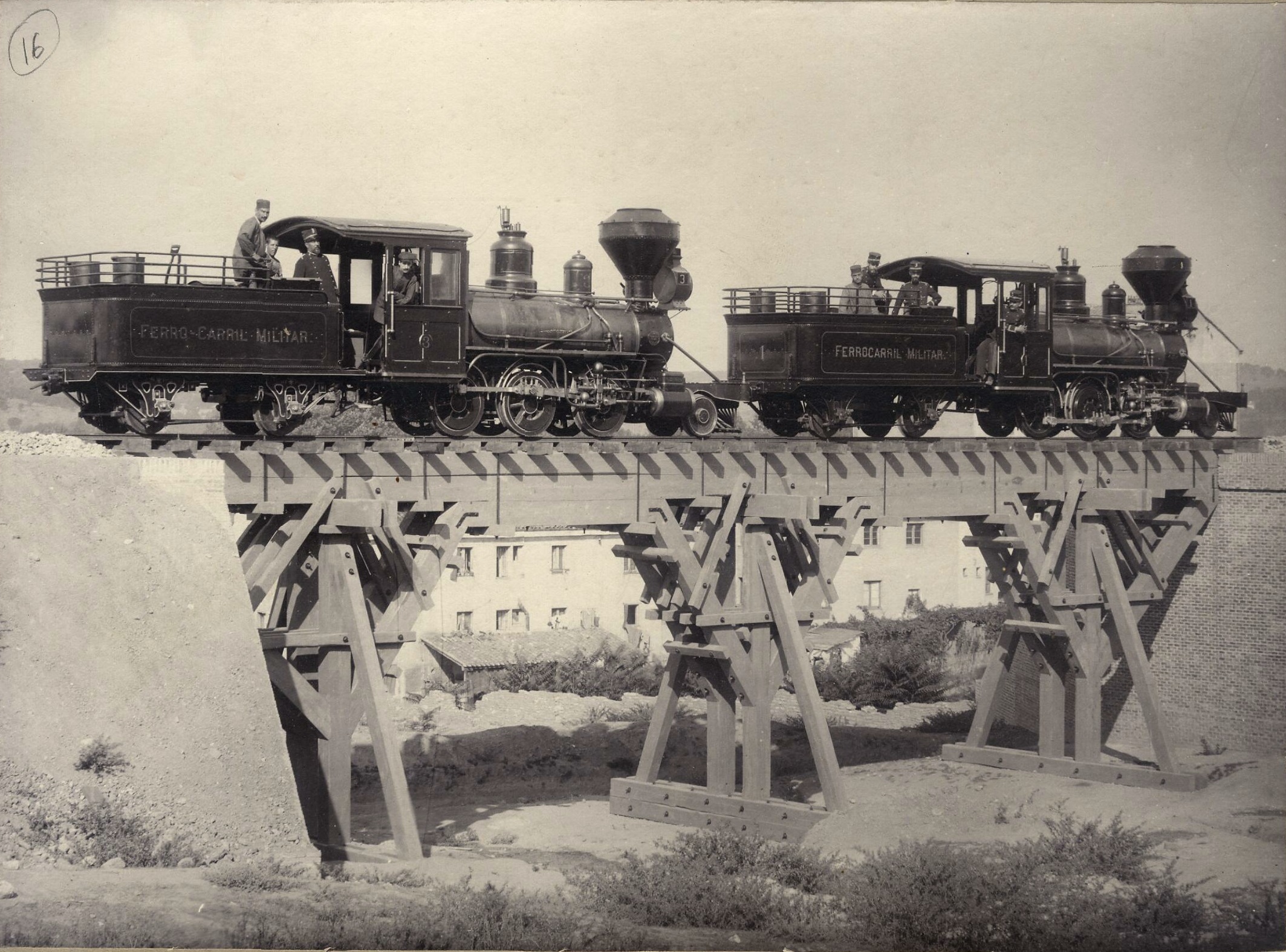 Pruebas de resistencia de un puente. 1900