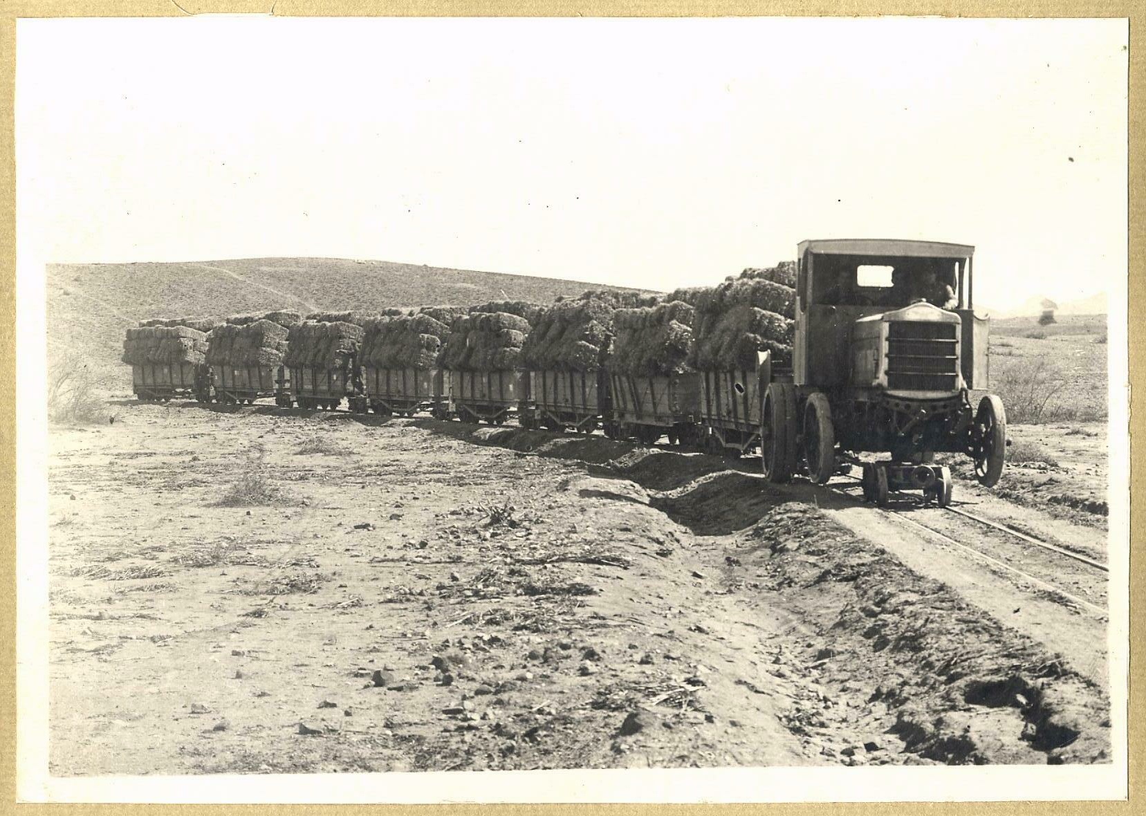 Adaptación de cabina de camión para máquina de tren. 1921