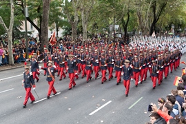 Desfile día de la fiesta nacional