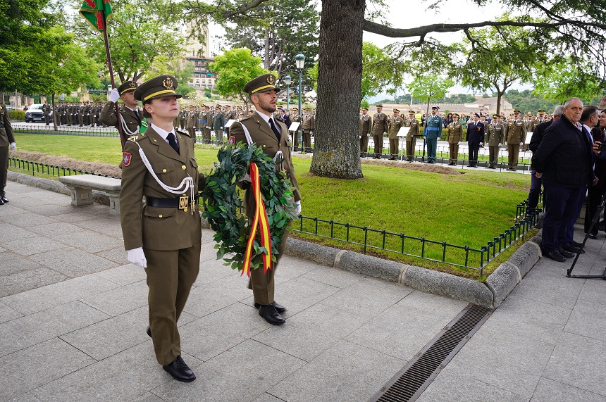Acto Dos de Mayo  9