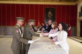 Entrega de titulos Segoviano Honorario
