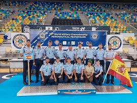 Participación de una sargento de la AALOG 41 en el 59º Campeonato Mundial de Pentatlón Aeronáutico