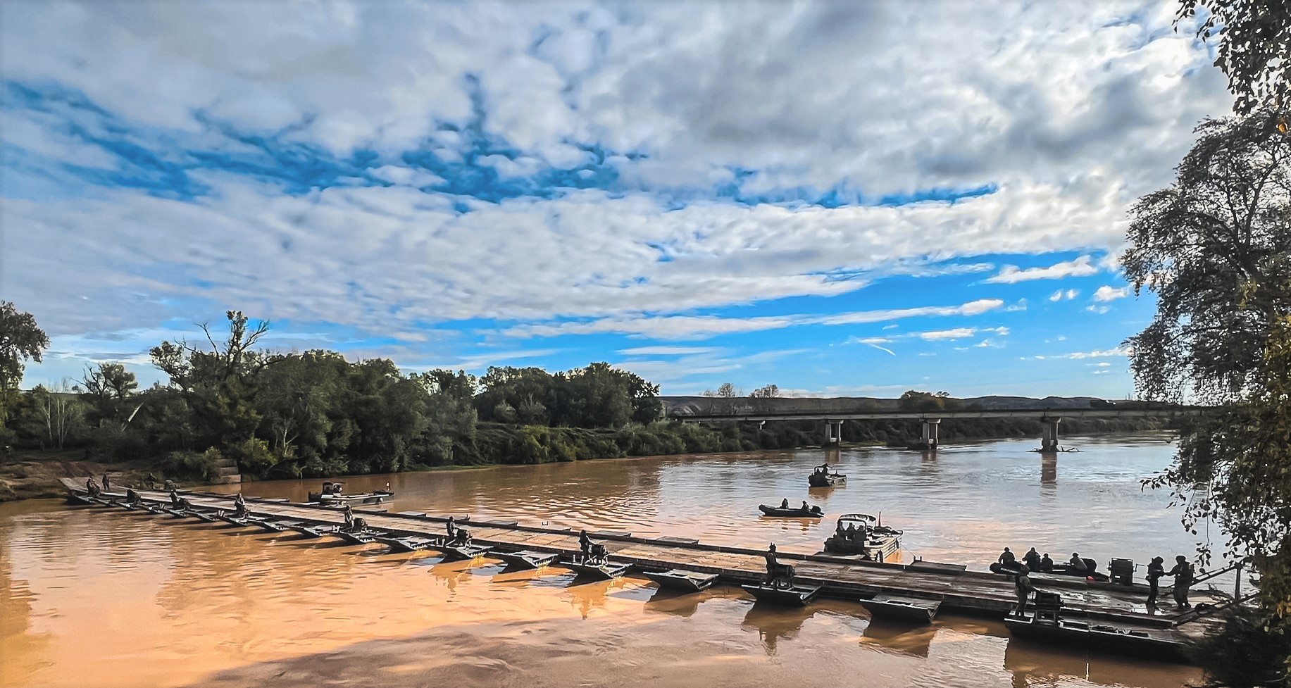 Compañía de Puentes Flotantes