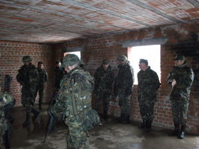 EL JEME VISITA A LOS MIEMBROS DE LA BILPAC "ROGER DE FLOR" QUE ULTIMAN SU PREPARACIÓN PARA VIAJAR A EL LÍBANO.