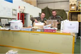 Recepción de las tarjetas en la base "Miguel de Cervantes" 