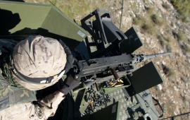 Disparo con la 12,70.