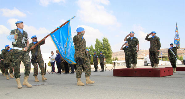 Desfile de la unidad salvadoreña en el Líbano