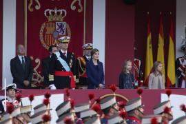 Sus Majestades, con sus hijas, en la celebración