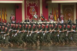 Una Compañía del RIMZ nº 31 en el desfile