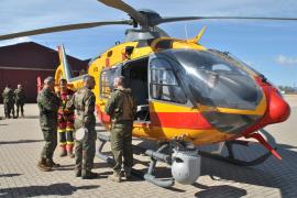 Explanation of the EC-135 to the General