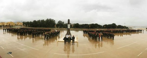 Militares de ambas unidades en la formación