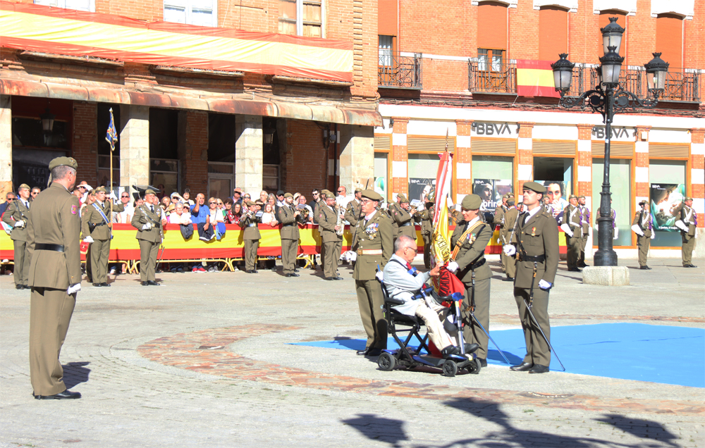 Jura de Bandera en la plaza mayor de Benavente (Zamora)