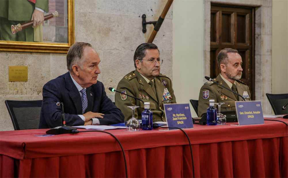 El JEME y el Secretario General de Política de Defensa clausuran el IX Foro de Jefes de Ejército de Tierra europeos