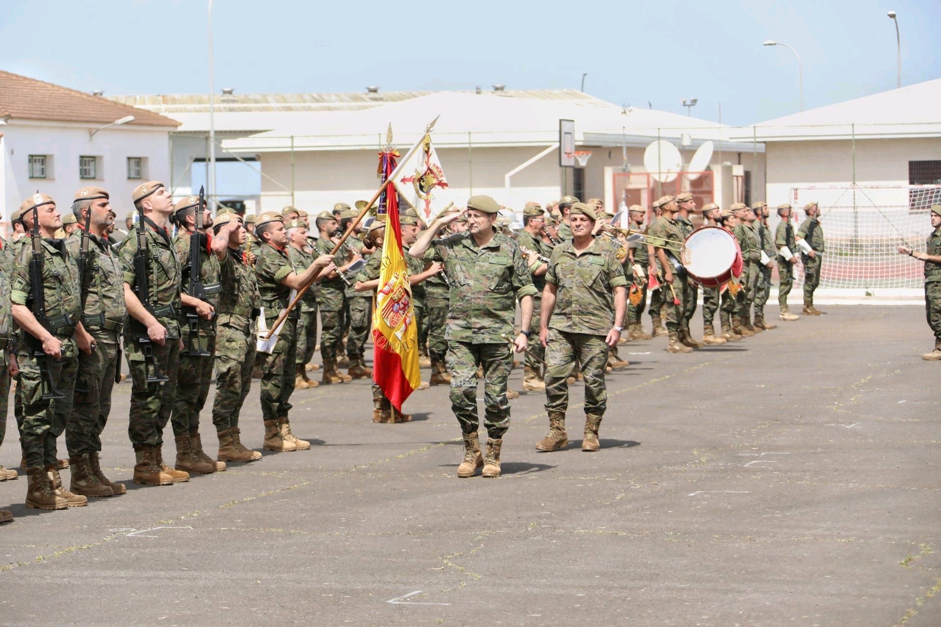 Visita de inspección a las Unidades del Ejército de Tierra en el Archipiélago Canario