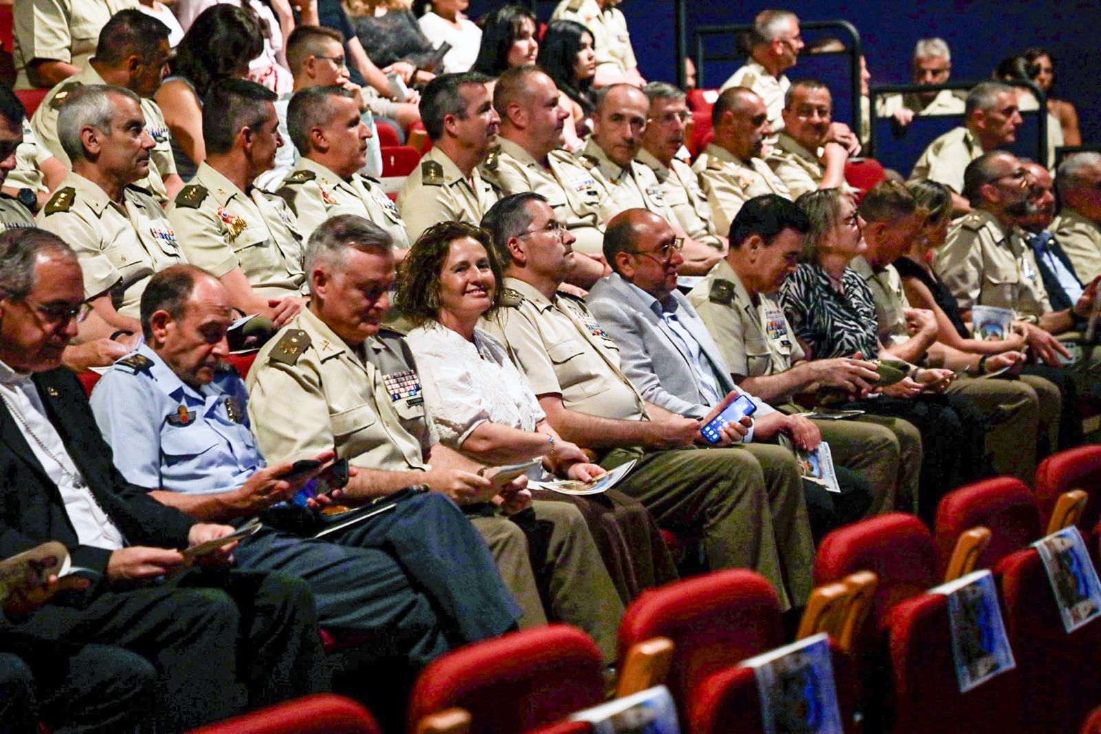 Autoridades en el concierto