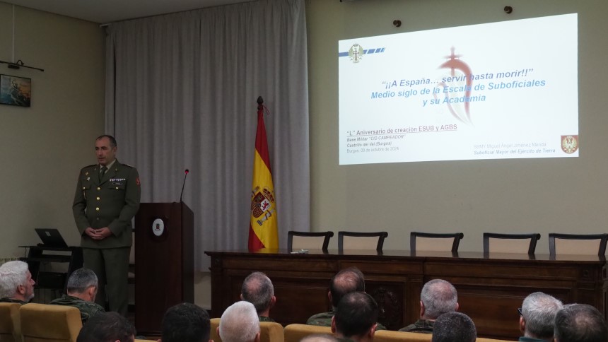 Conferencia del suboficial mayor del Ejército de Tierra en Burgos