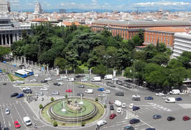 Entrada a la Biblioteca