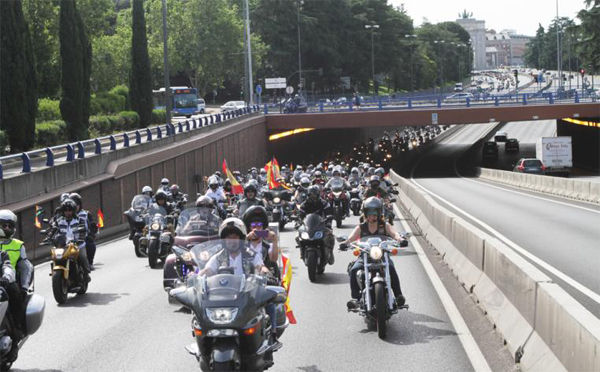 Las motocicletas en el recorrido hacia la Base 