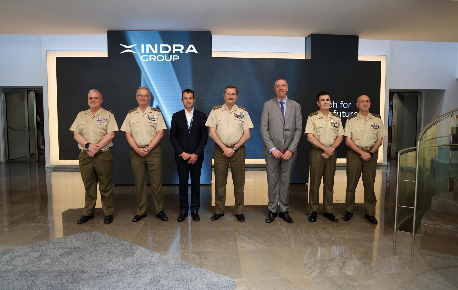 Visita al Centro de Excelencia y Laboratorio de Análisis Operacional y Experimentación de INDRA GROUP