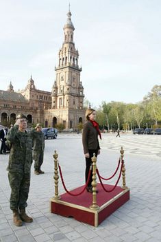 Visita del JEME con la Ministra a las unidades ubicadas en Sevilla