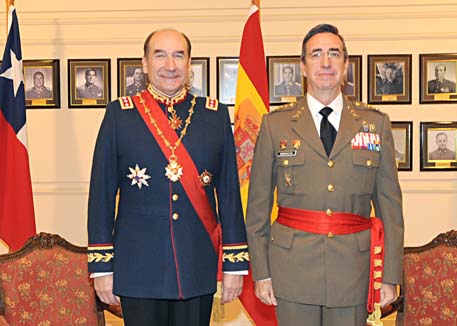 Visita institucional del JEME general de ejército Jaime Domínguez Buj a los Ejércitos de Brasil, Perú y Chile